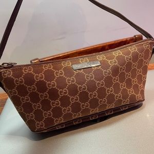 Gucci Boat Pochette